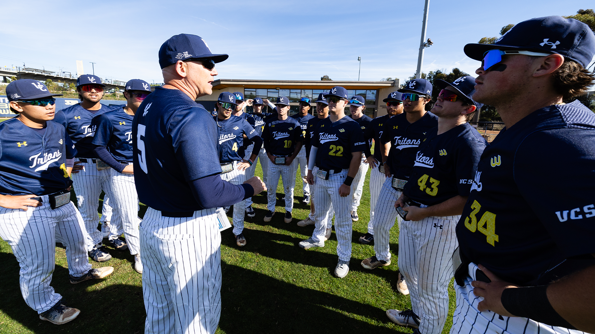 Team Huddle w/ Newman vs BYU