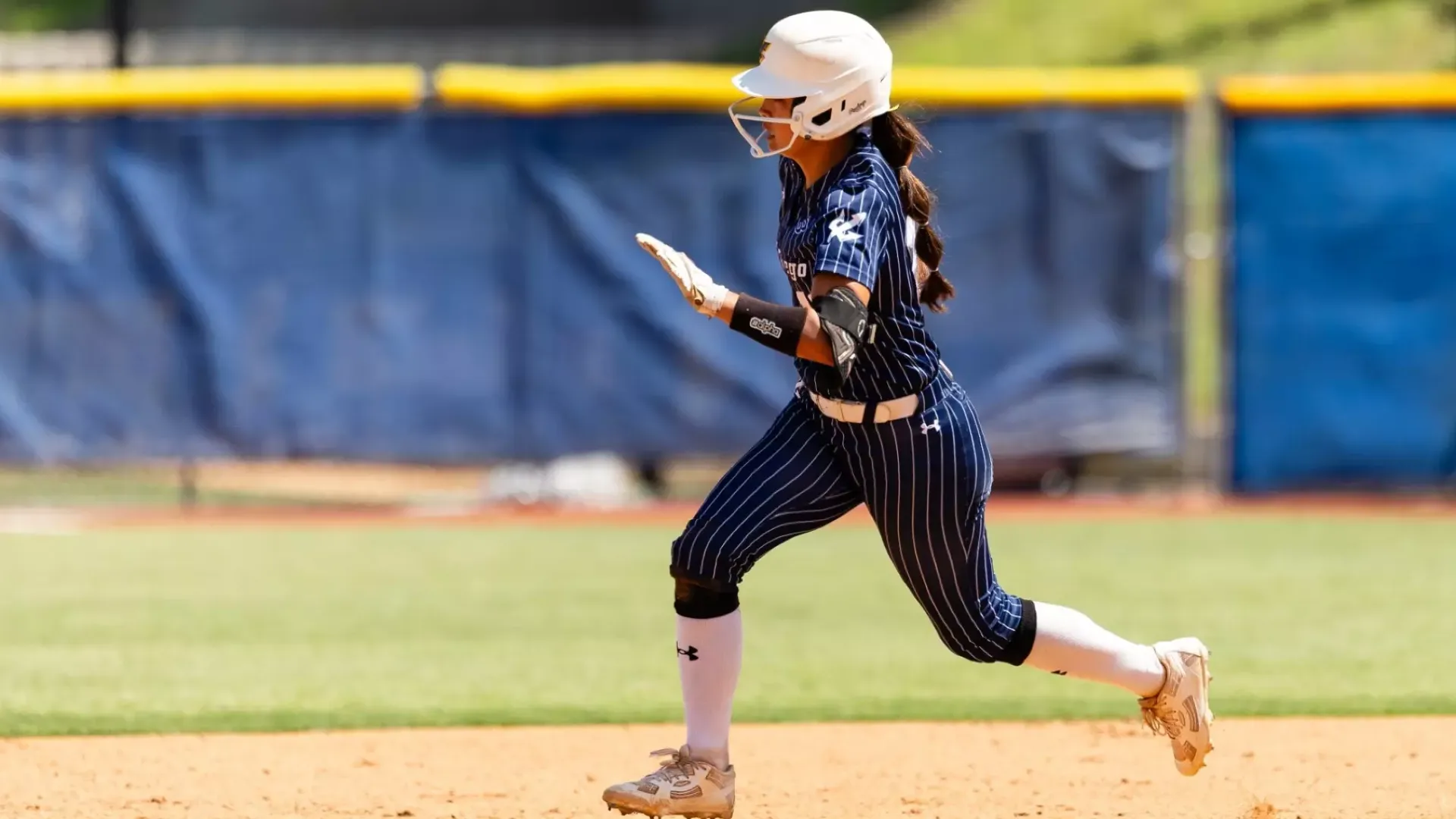 Marley Espiau running