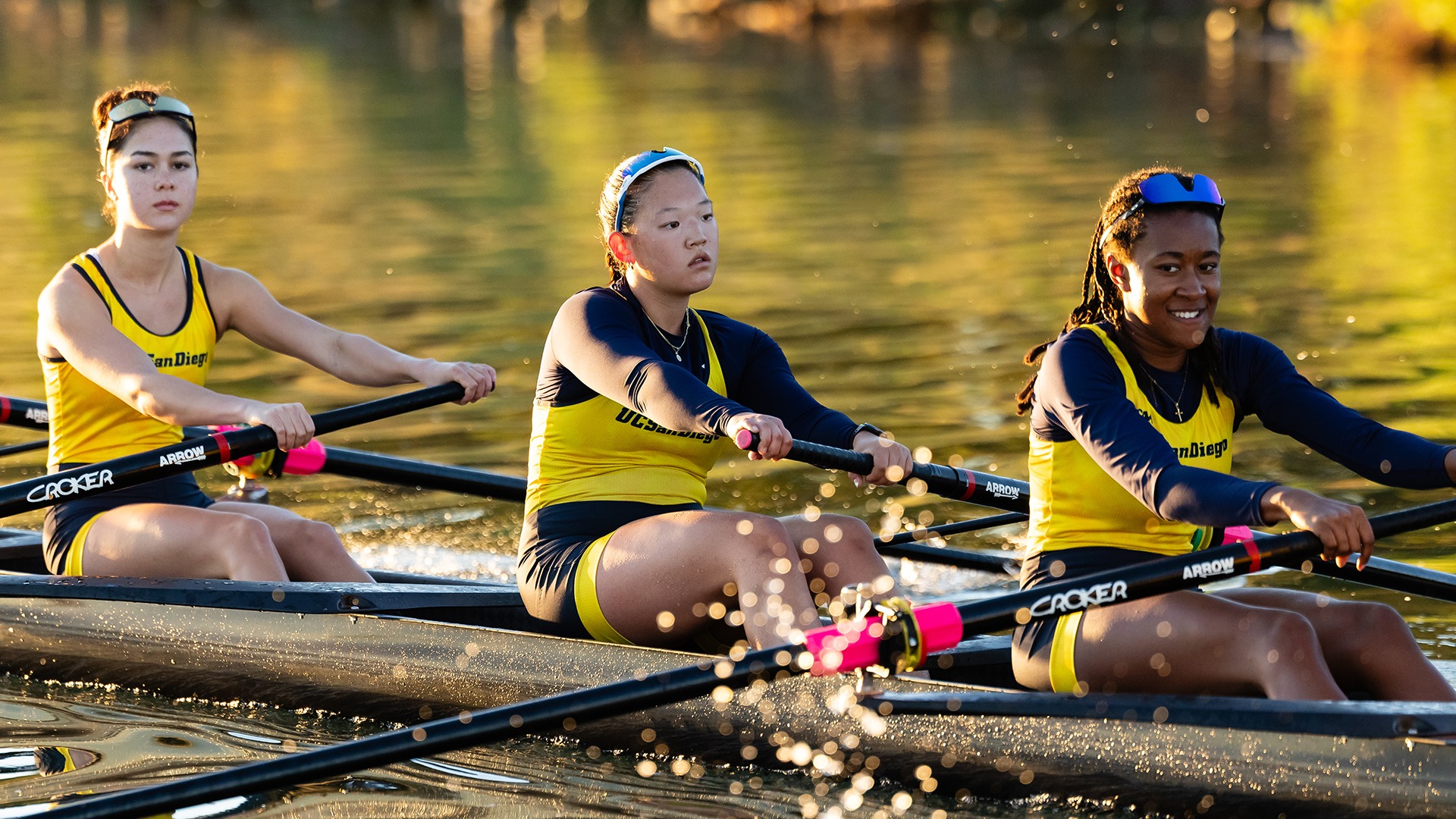 Women's rowing 4 boat