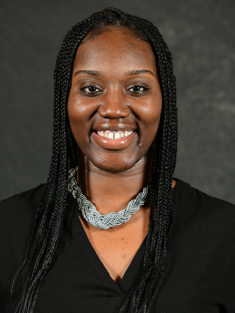 wbb applewhite head shot 2021