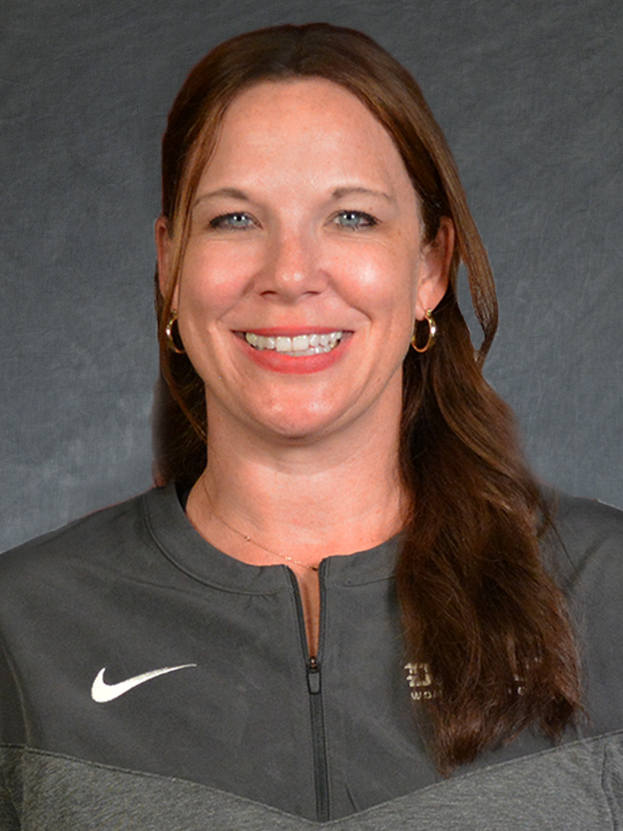 A head shot of Colleen Day Henderson