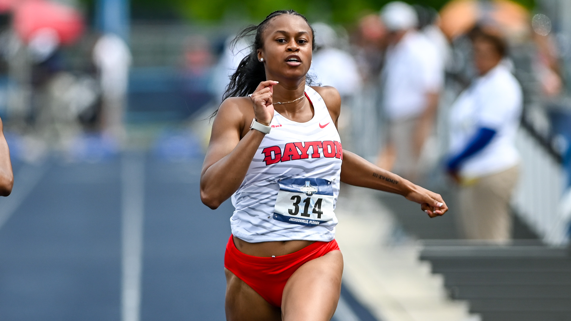 Jadyn runs the 100m at the NCAA East Region First Round 