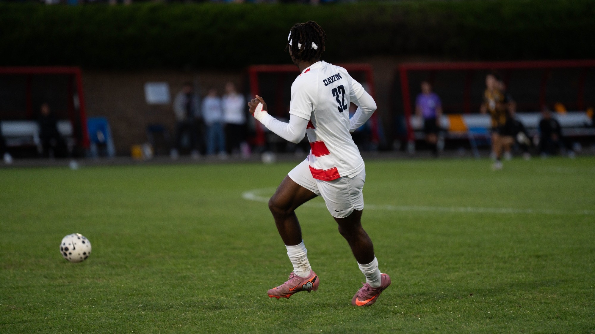 Chase Jackson receiving a pass against VCU