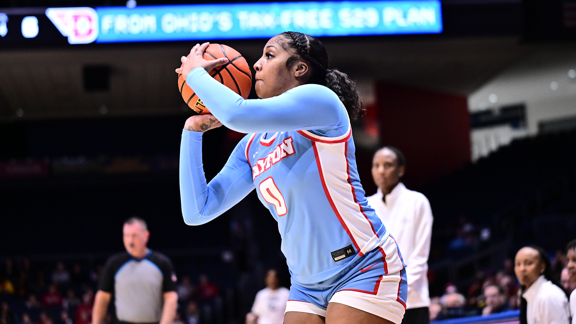Maliyah Johnson shooting a three