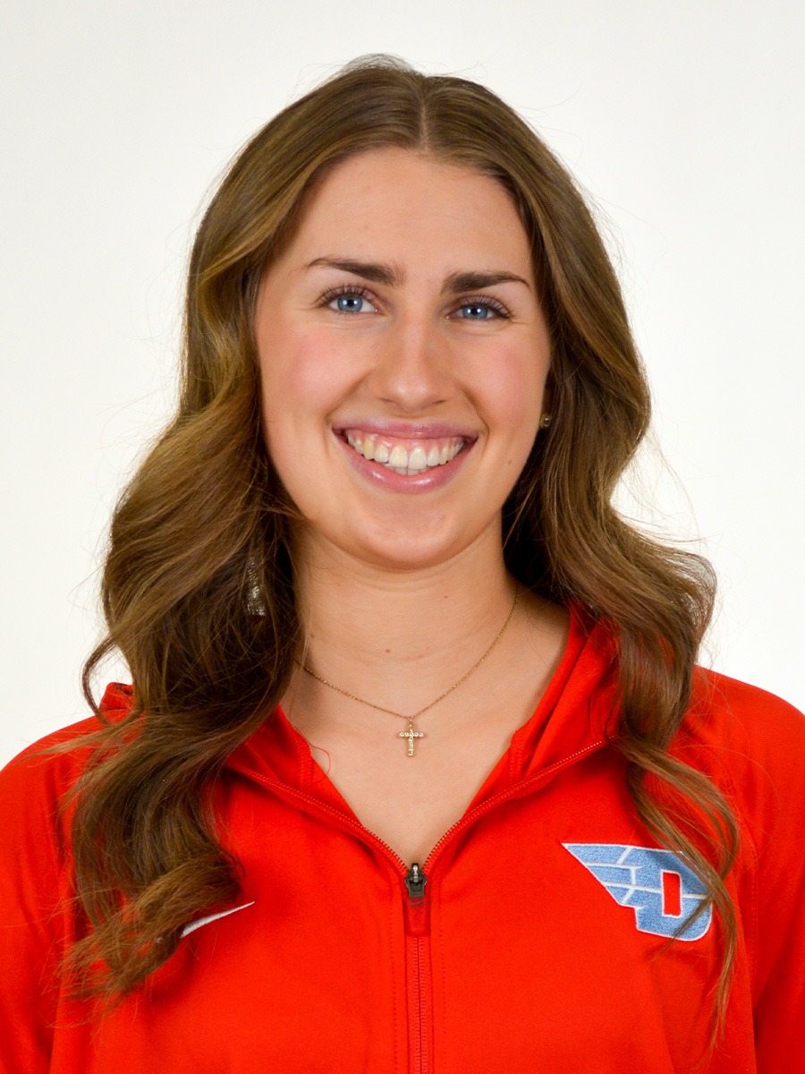 Headshot of Hannah Greisen