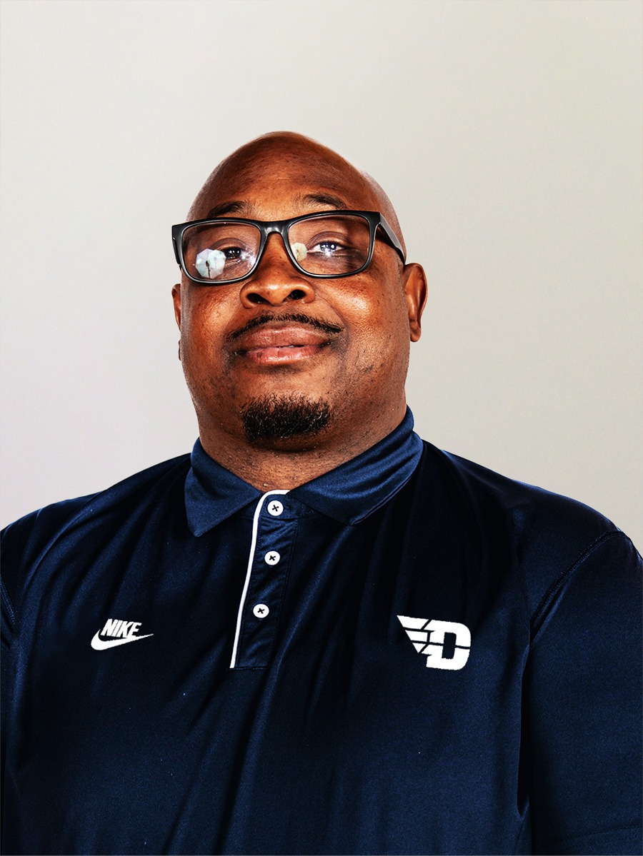 Headshot of new assistant coach Nick Irvin.