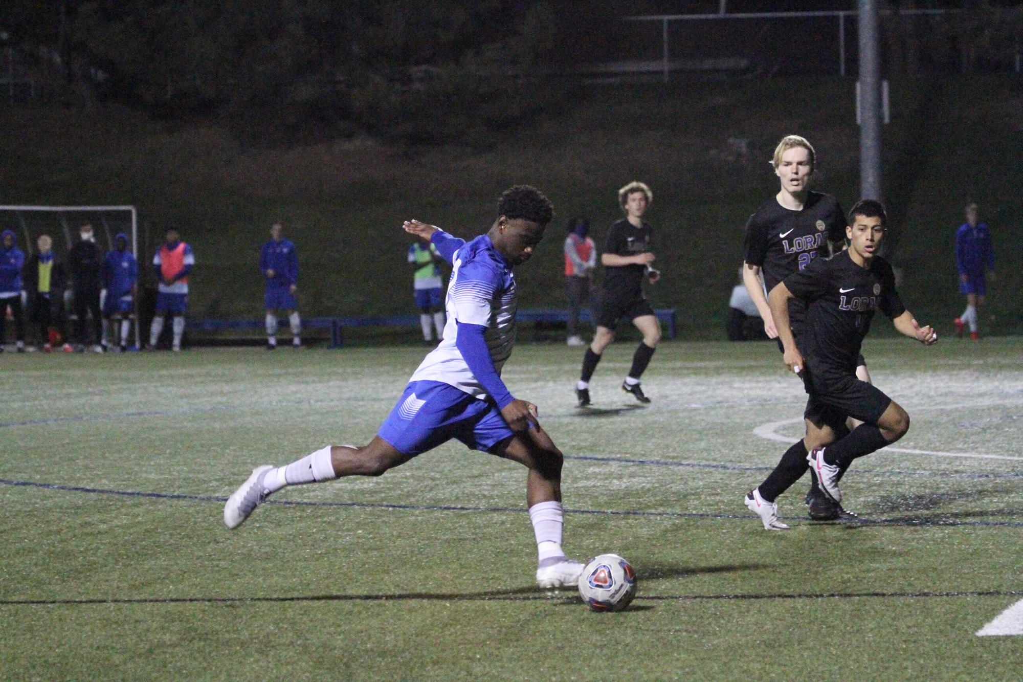 Gloire Luwara 2021 Men's Soccer University of Dubuque