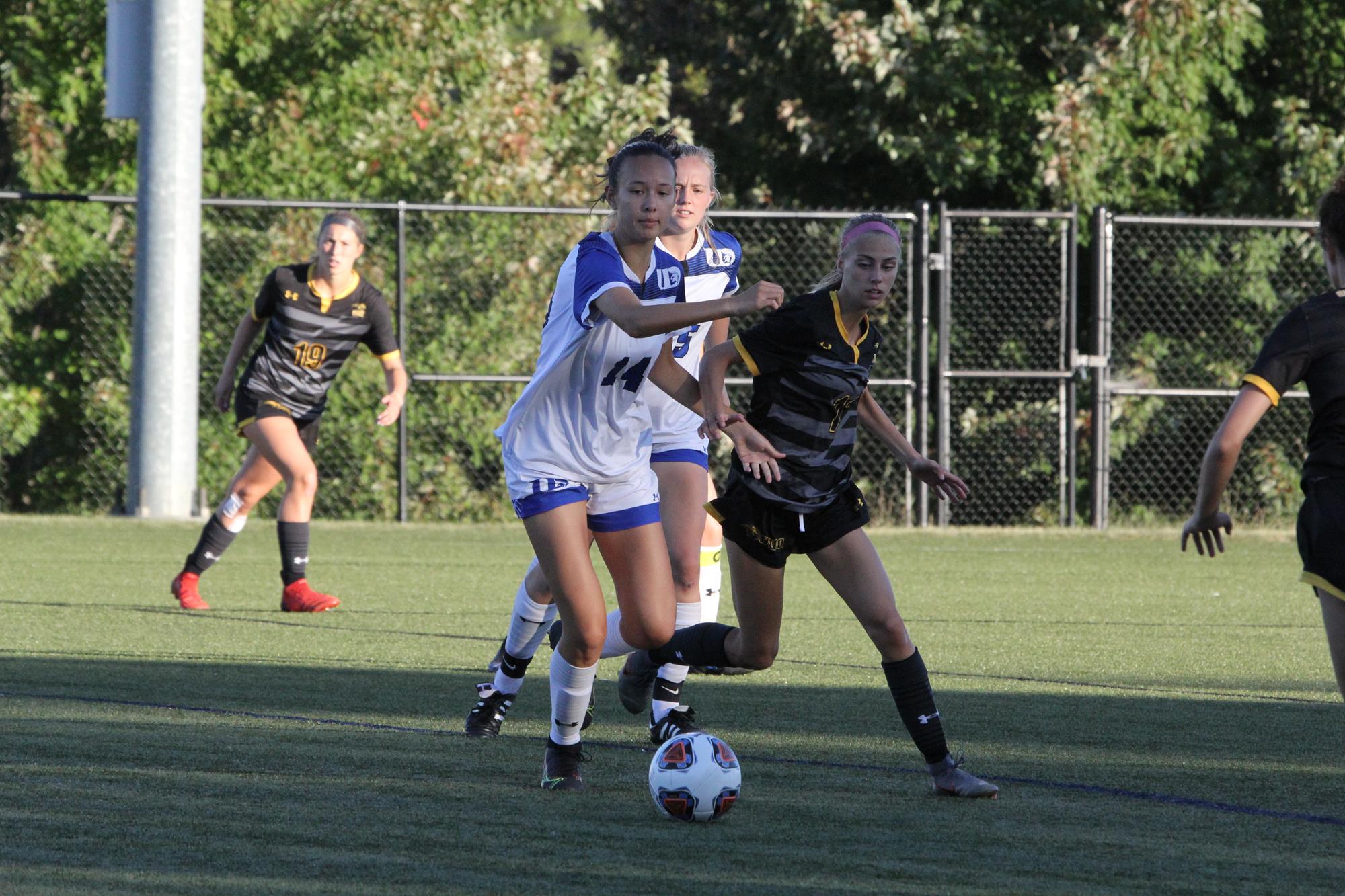 Women's Soccer Tie on the Road University of Dubuque