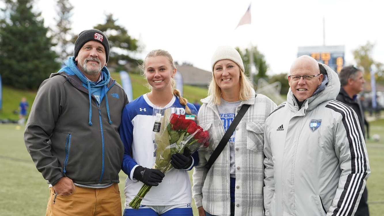 Women's Soccer Shutout NWU 20 in ARC Matchup on Senior Day