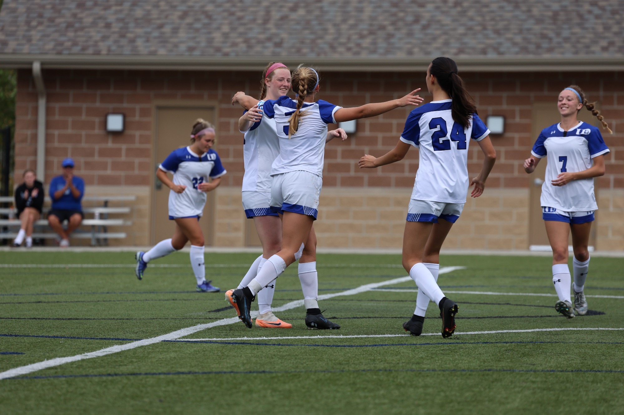 Women's soccer picks up first victory of the season with 41 decision