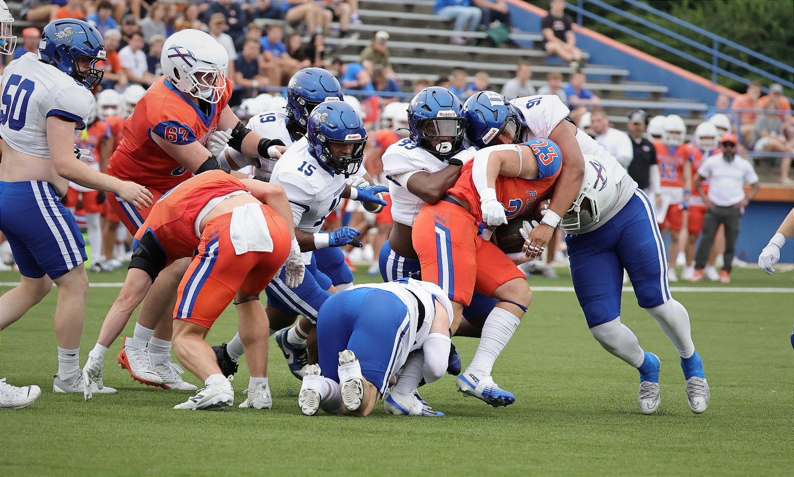 fb_vs_uwp2026