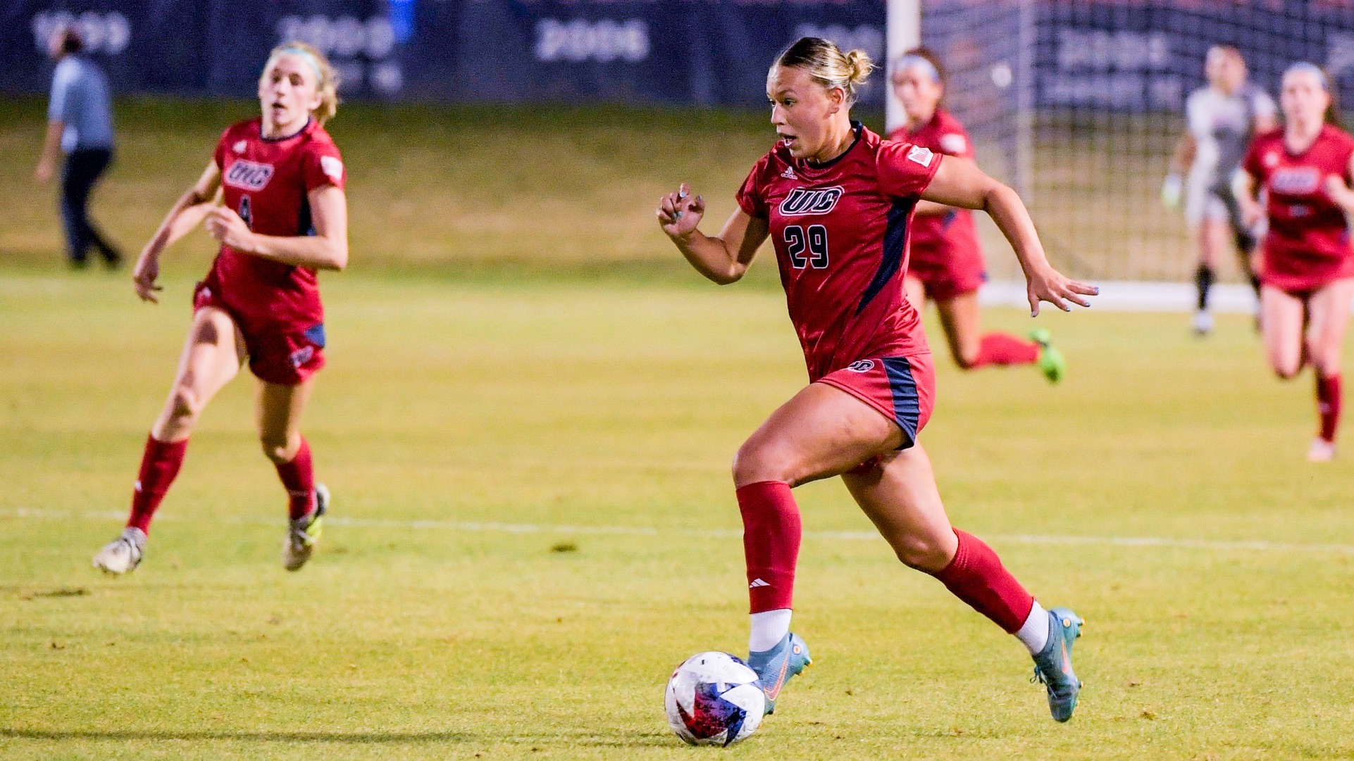 Women's Soccer Clinches TopFour Seed, First Round Bye Following
