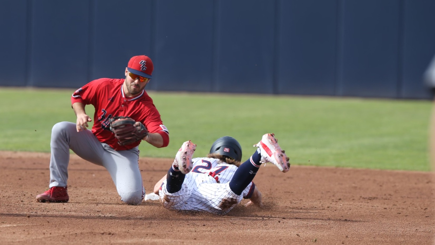 Baseball Returns to Win Column Against Friday UIC Athletics