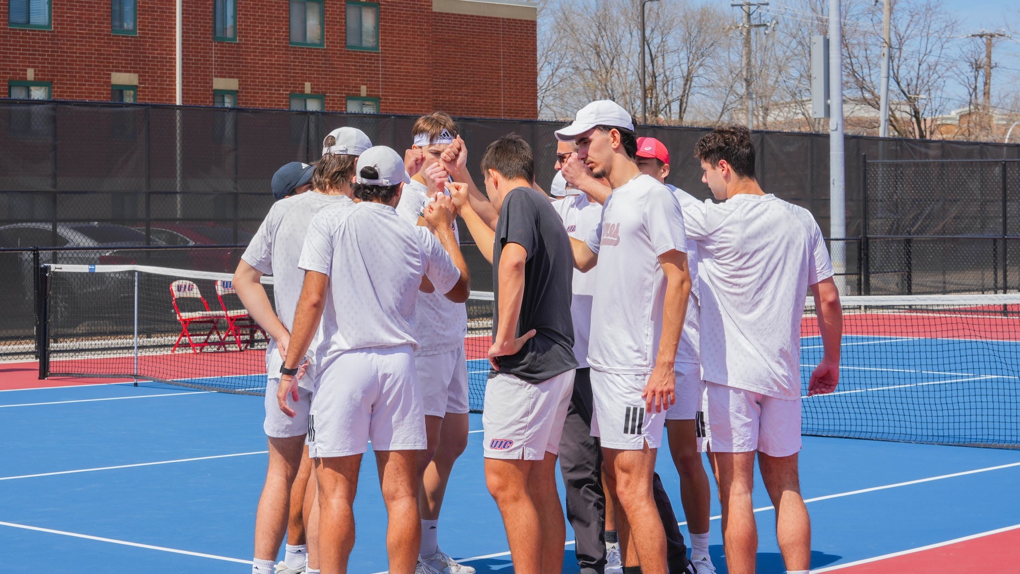 UIC Mens Tennis