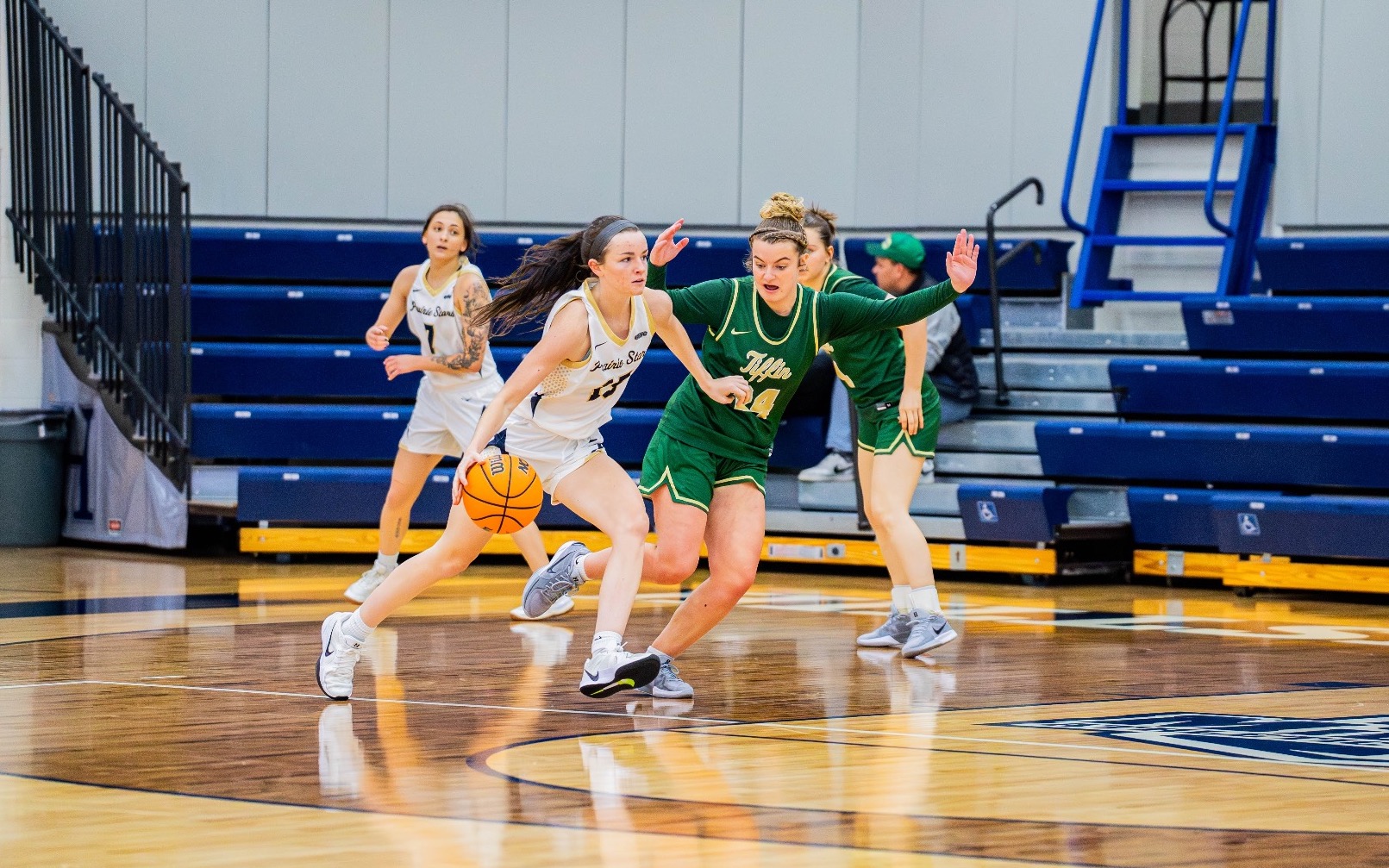 Molly Knight playing basketball