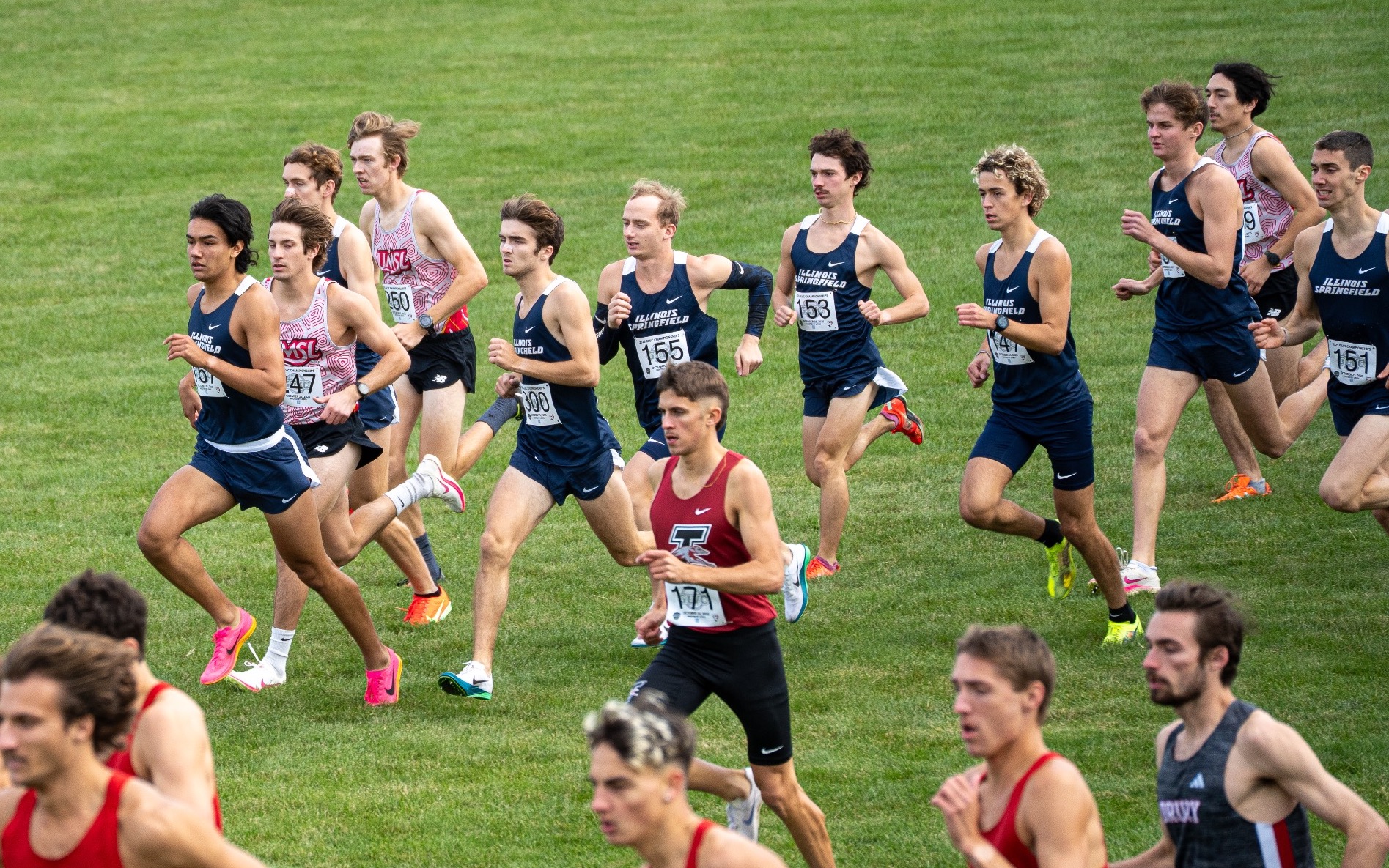 UIS men's XC team starting a race