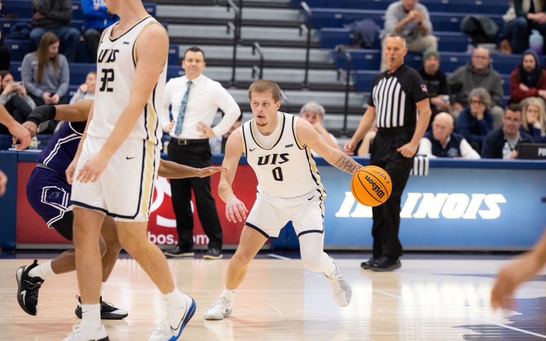 Britton Dutton playing basketball