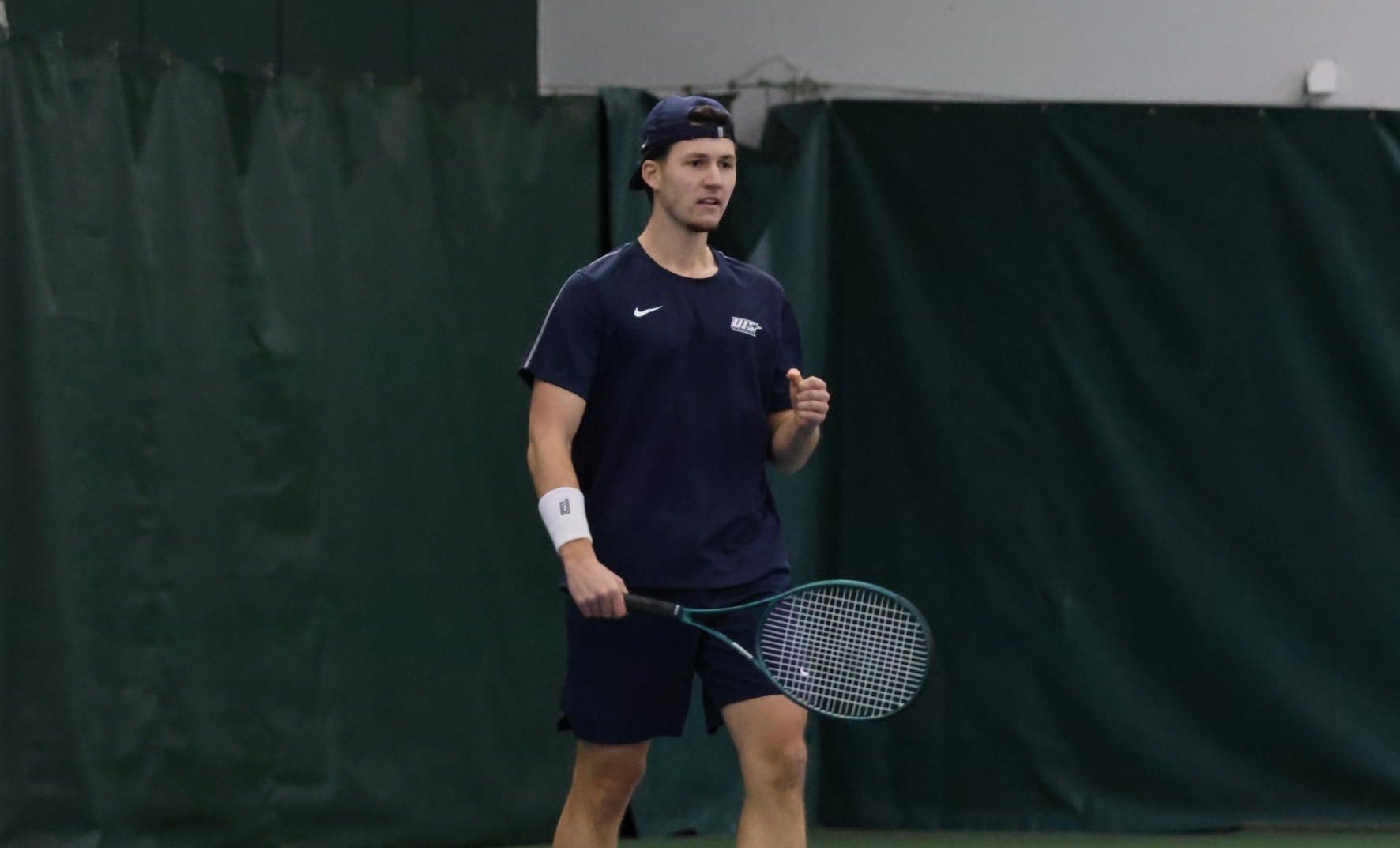 Lukas Pieringer playing tennis