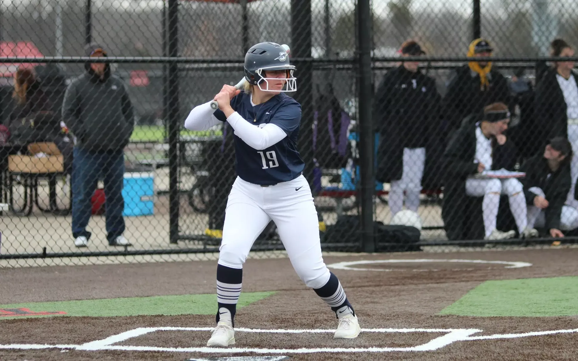 Hailey Niebrugge batting