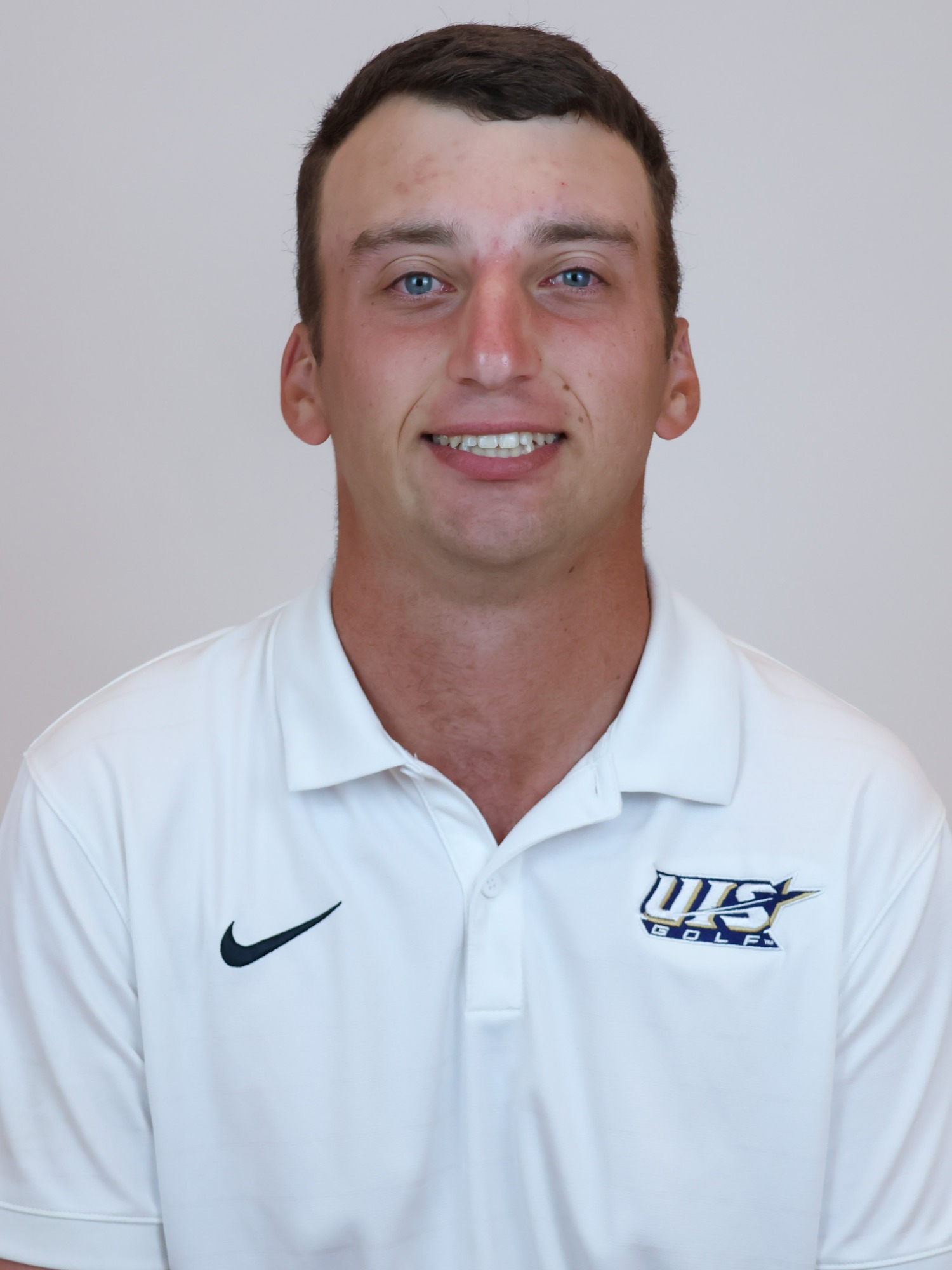 Daniel Edwards Headshot