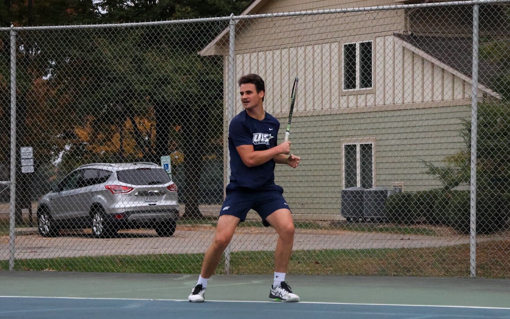 Antonio Ayerbe Streubel playing tennis