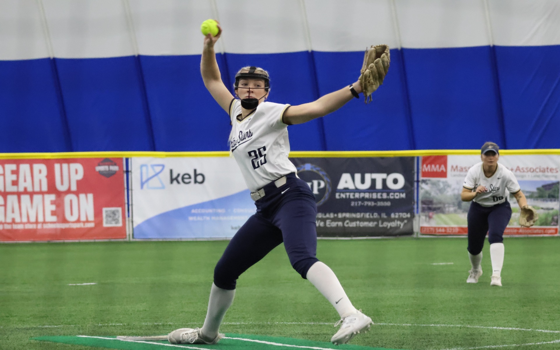 Calista Stahlhut pitching