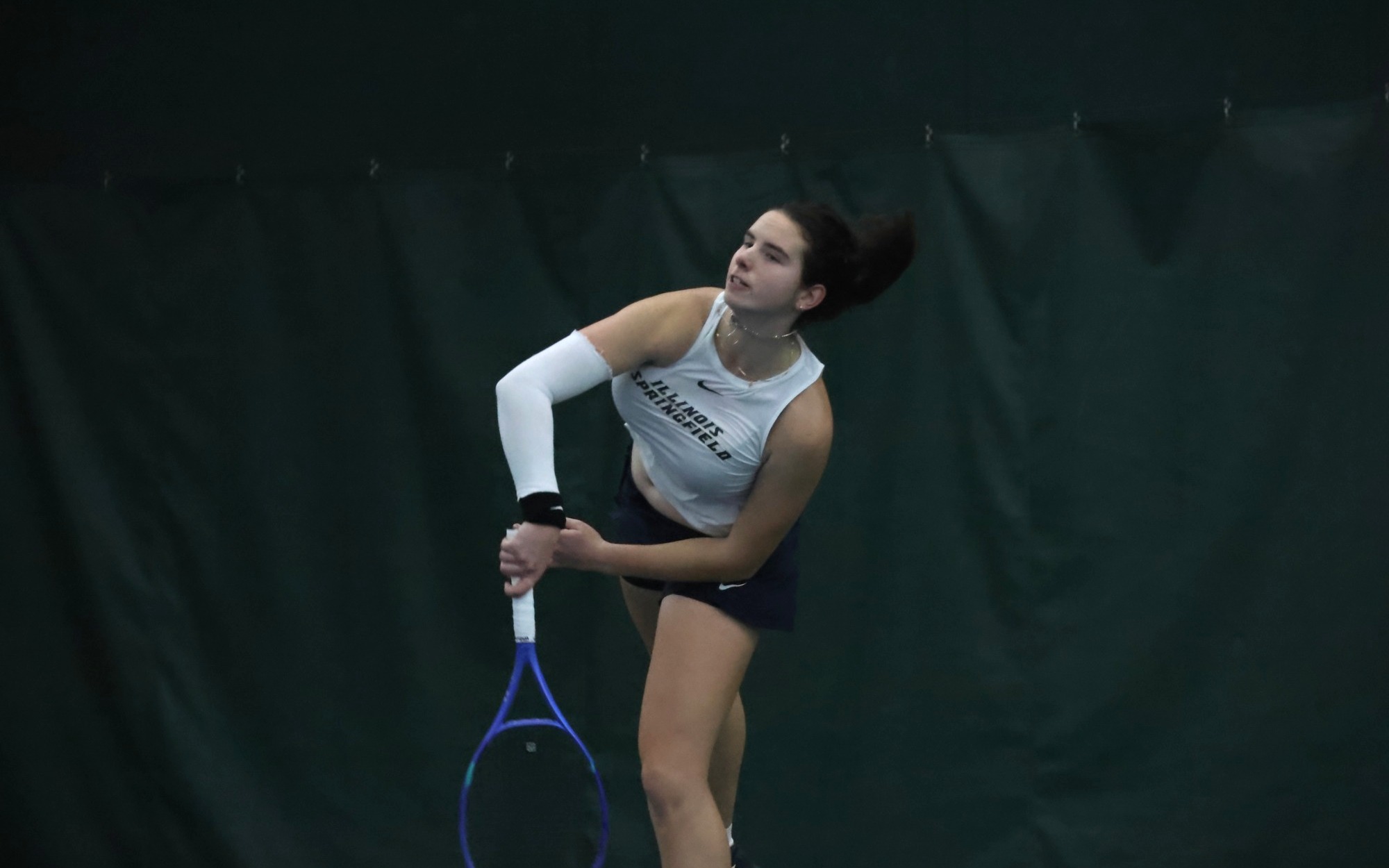 Ema Norma Bordean playing tennis