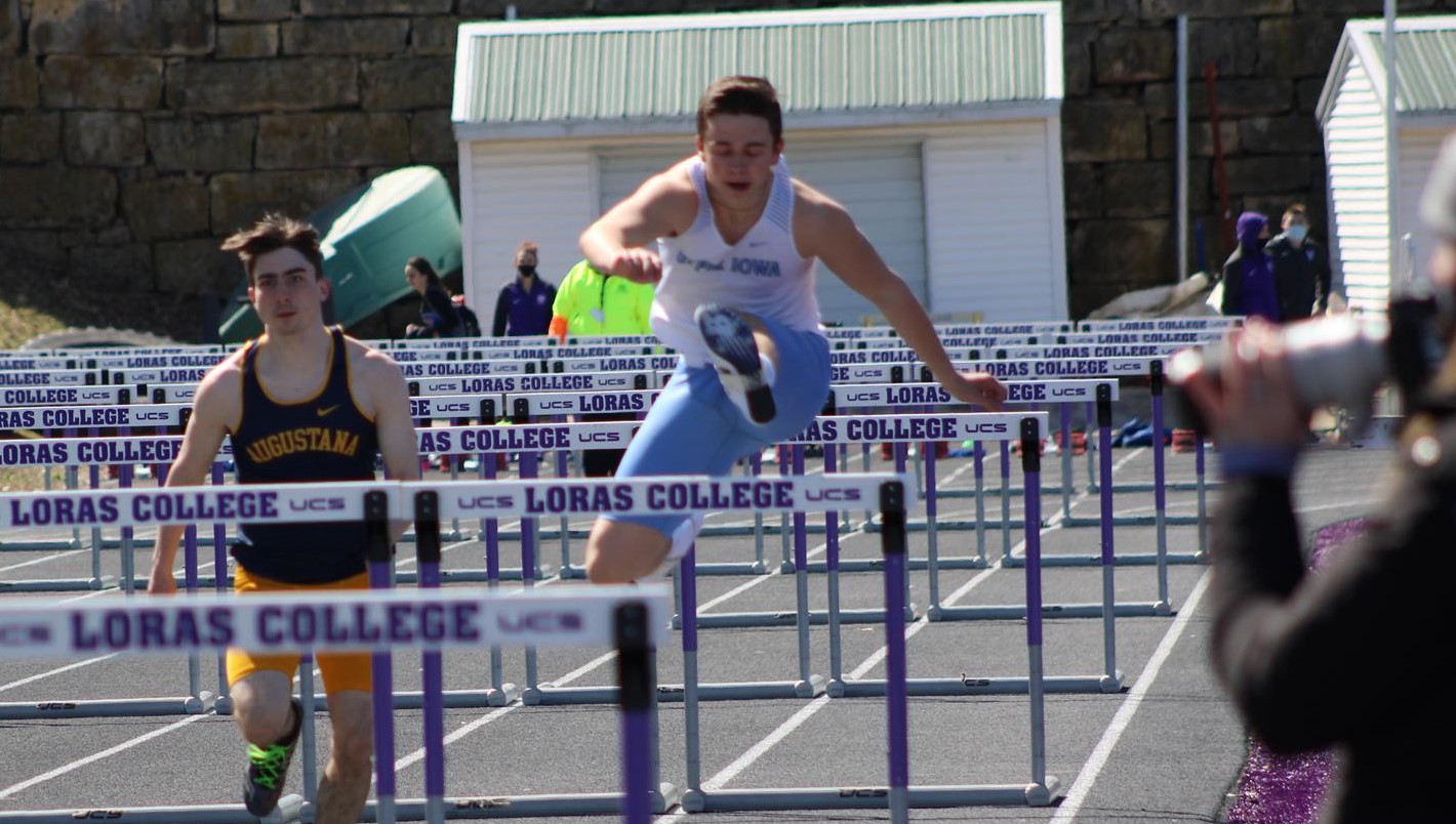 UIU attacking the hurdles
