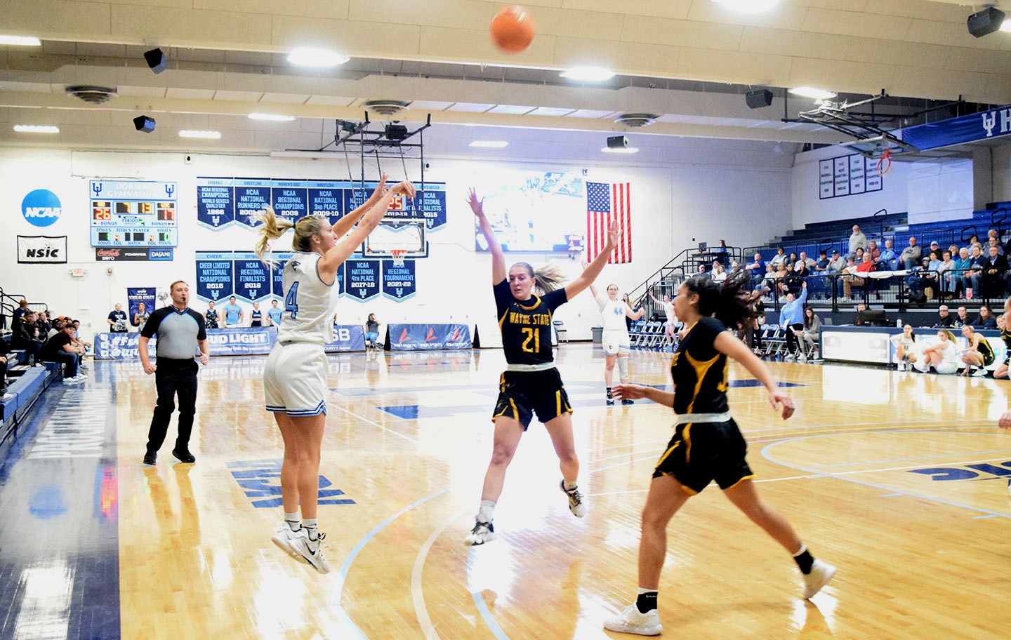 Callista Rochon-Baker - Women's Basketball - Upper Iowa University Athletics