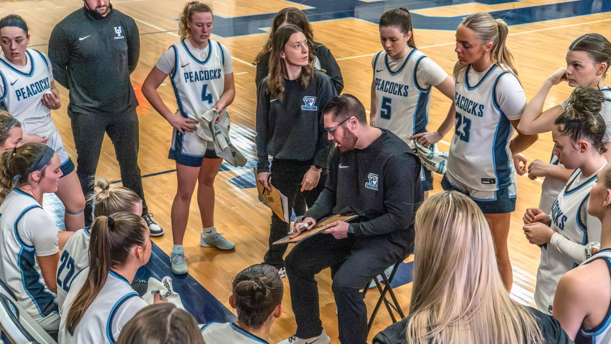 WBB Team Huddle vs. UIndy