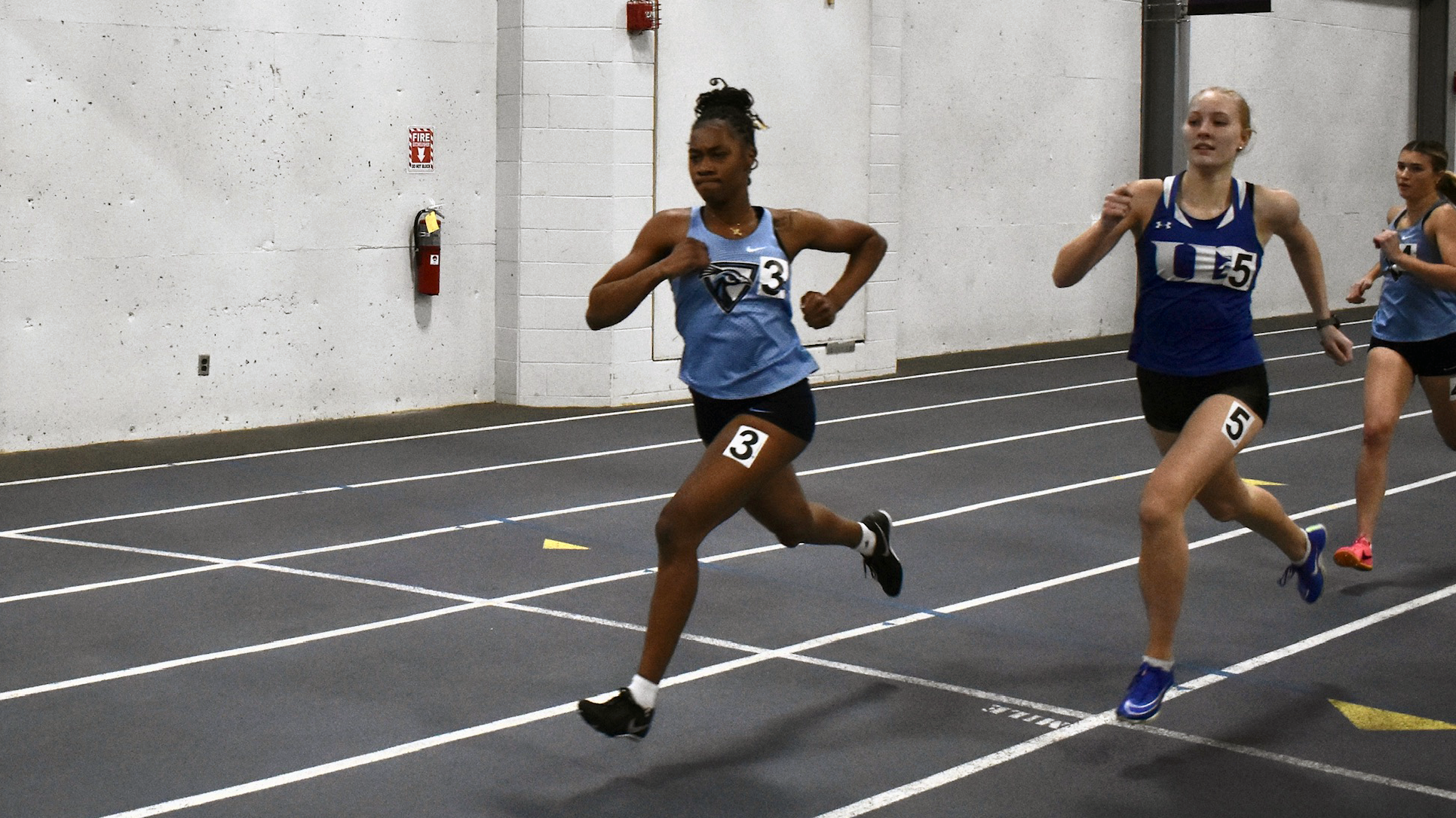 Jasheana Tracey at Hilltop Invitational