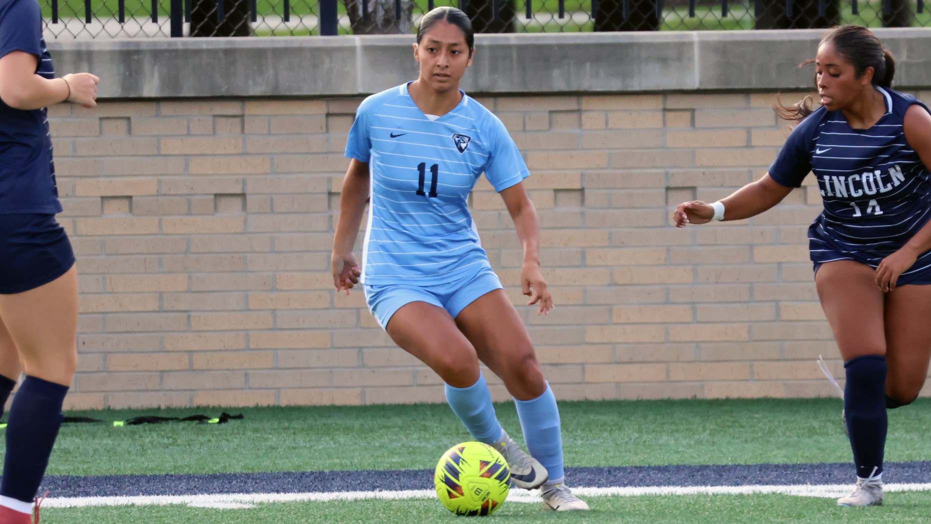 Natasha Toxqui dribbling the ball vs. Lincoln 9/16/26