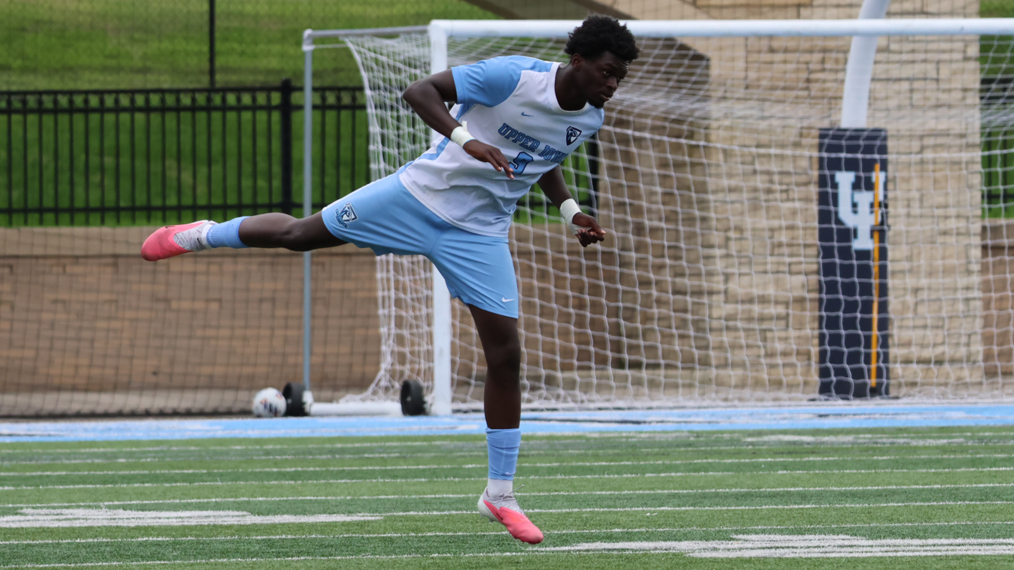 Nahum Ghyslain Wellot Samba header vs Maryville 2026