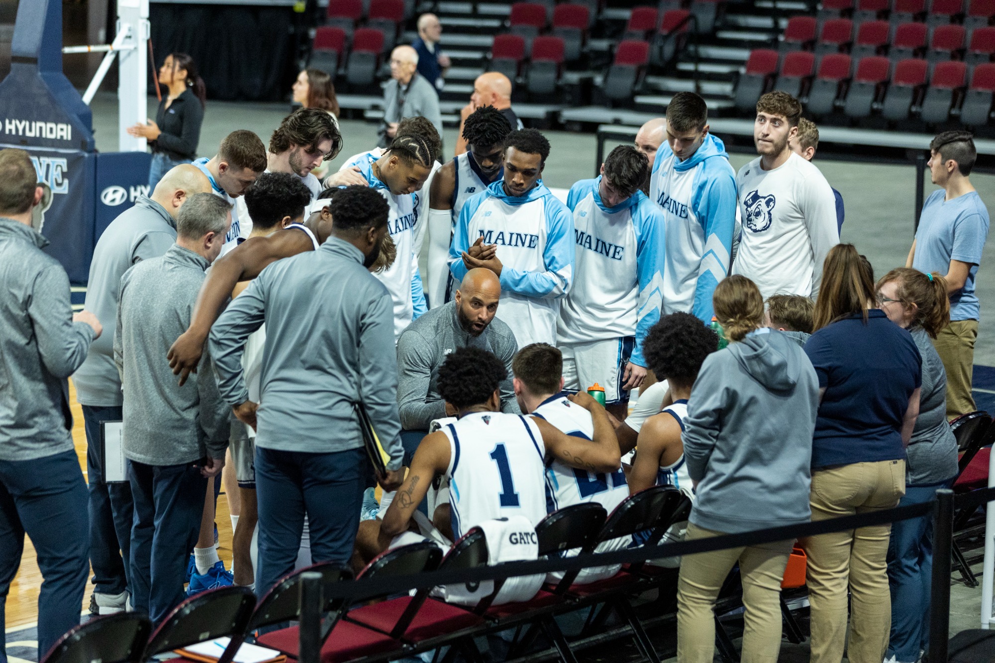 PREVIEW Men's Basketball Takes on Boston College Monday Night