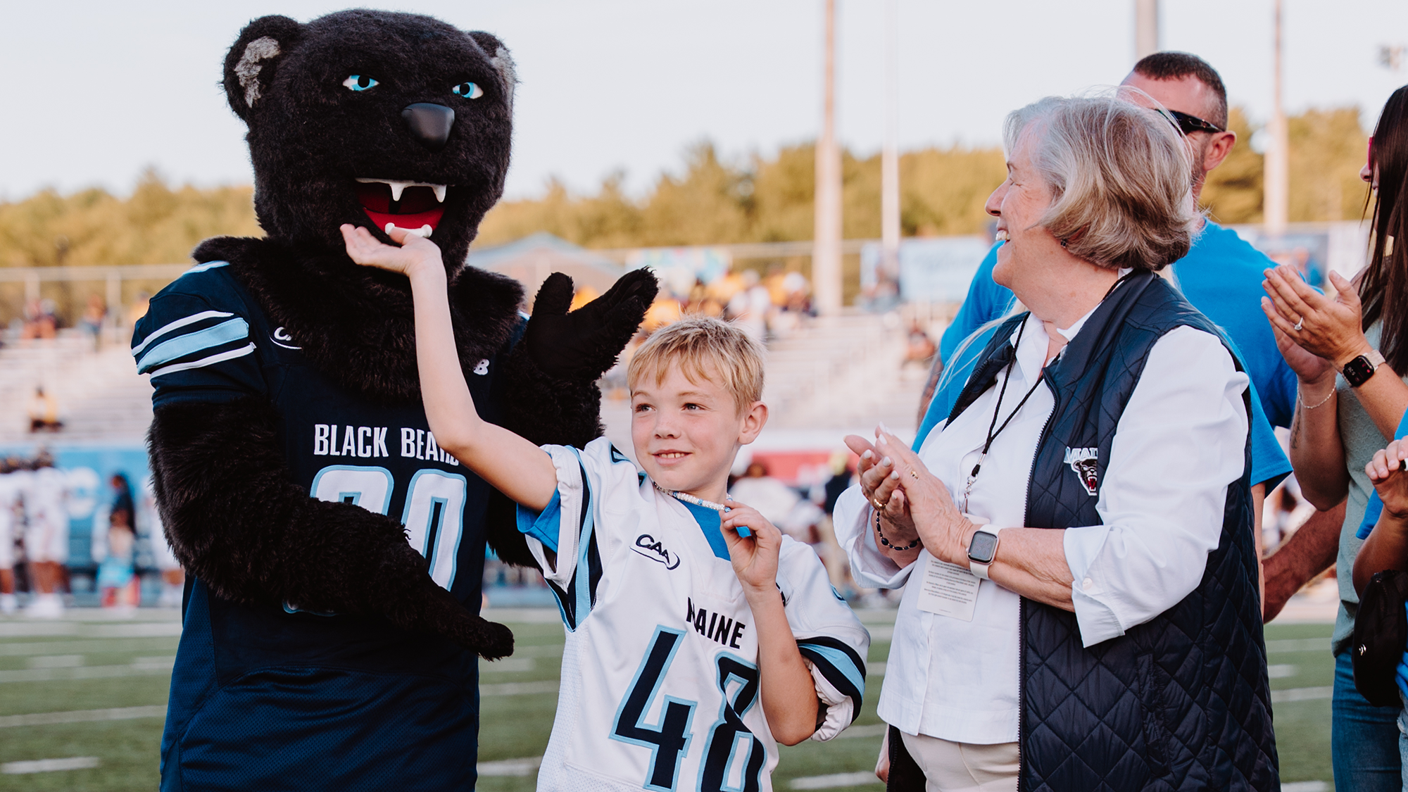 zachary-ellis-on-field