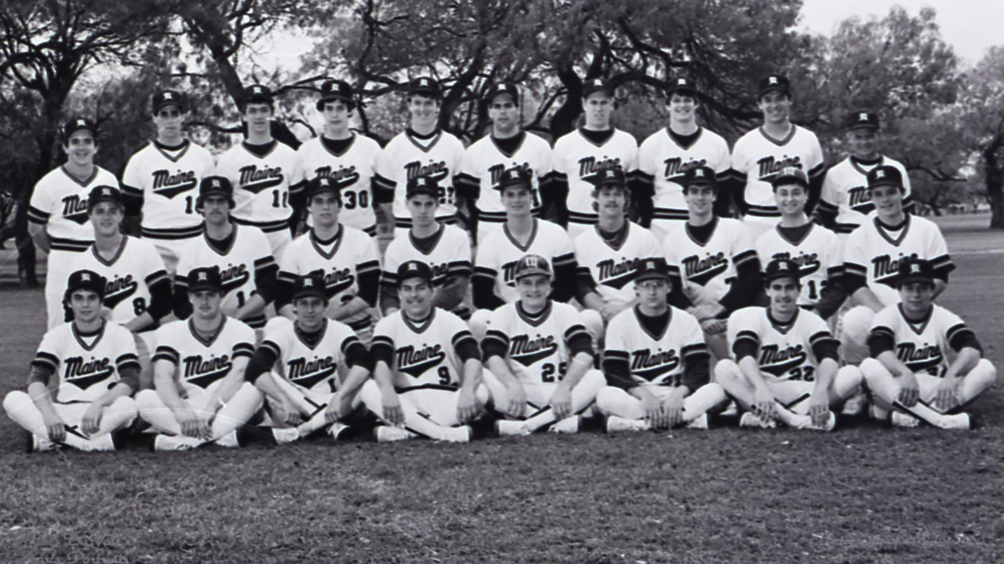 A team photo of the 1984 baseball team.