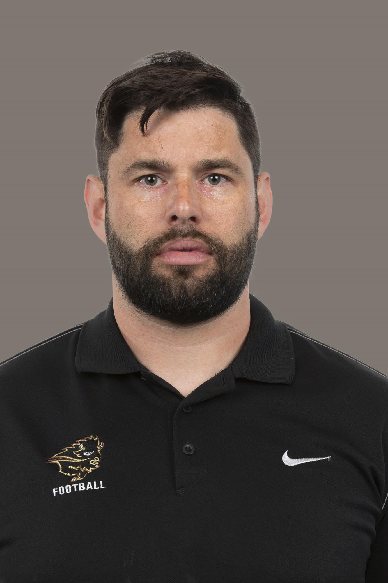 2018 will sheils coach headshot