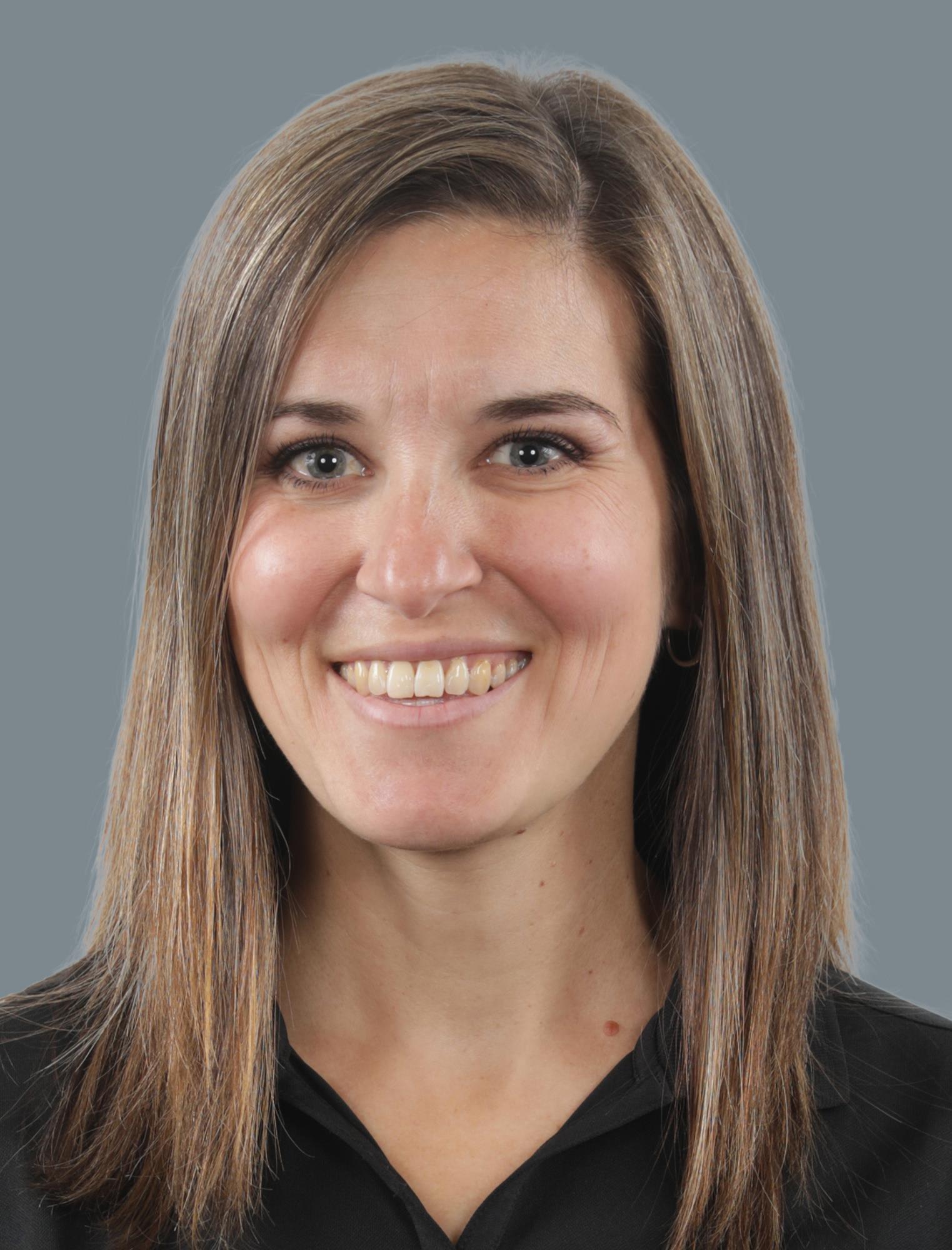 men's hockey headshot 2019-20 janelle vincent