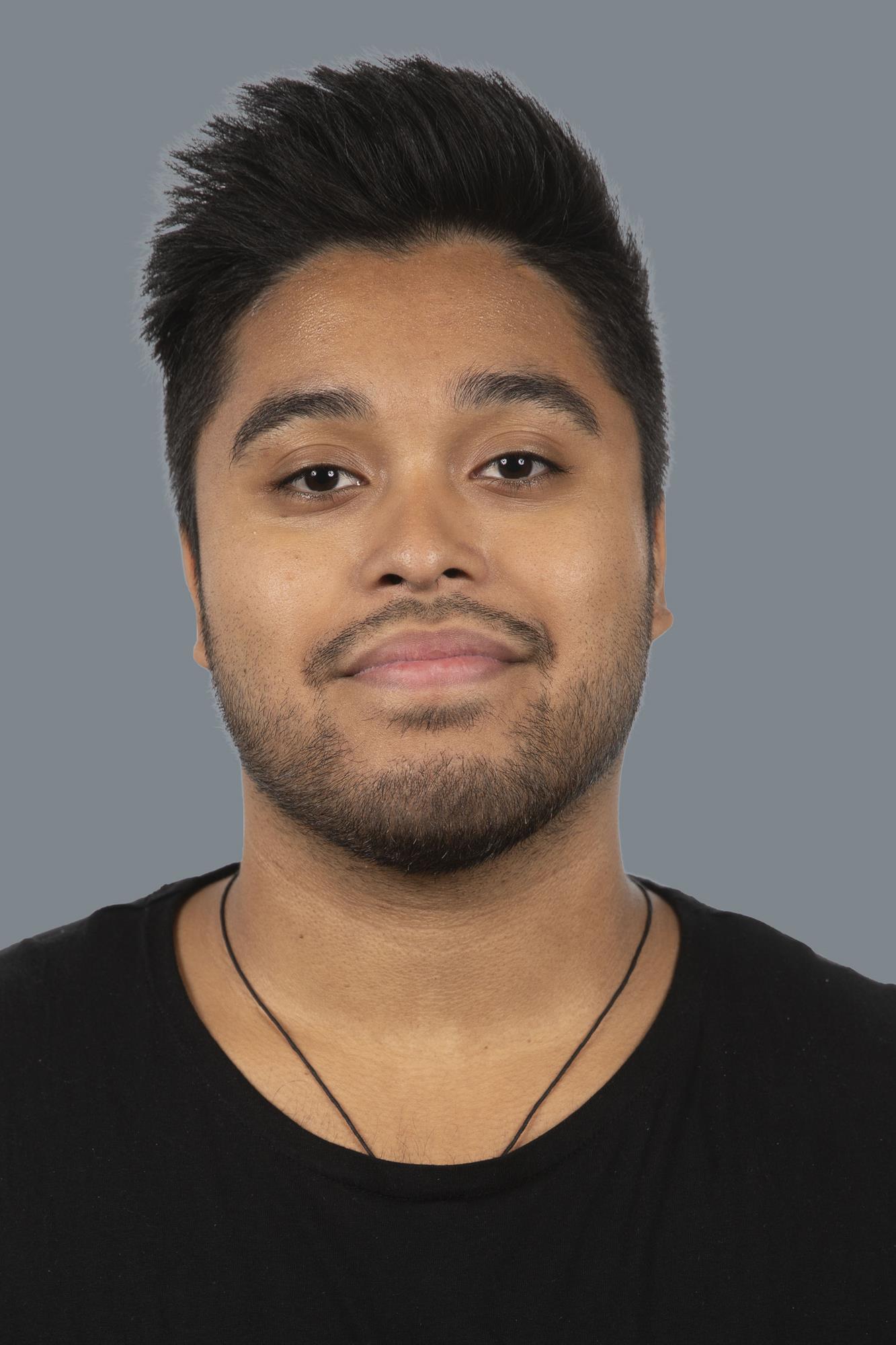 men's basketball 2019-20 headshot christian madrid