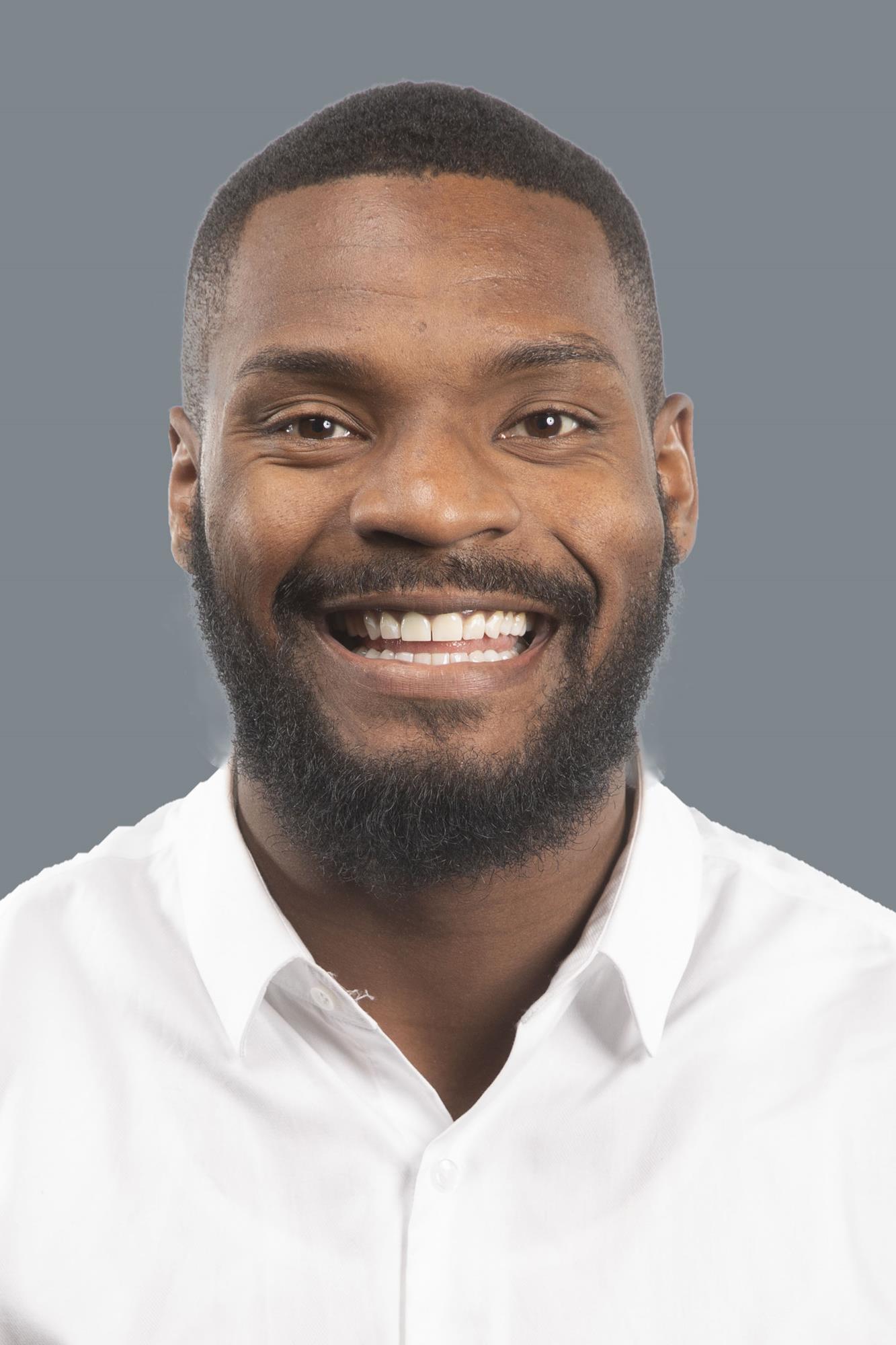 men's basketball 2019-20 headshot xavier smith