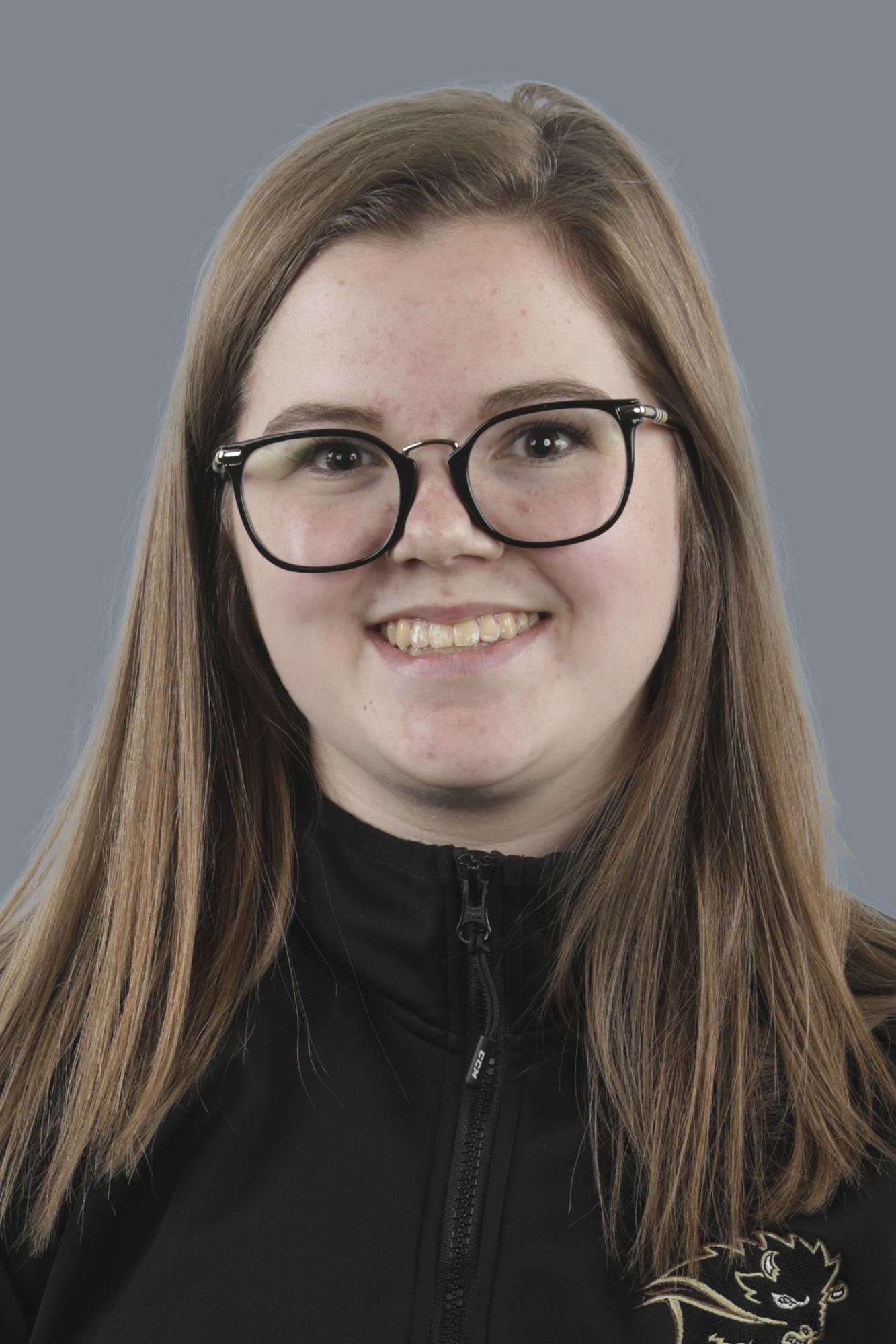 men's hockey headshot 2019-20 taylor smith