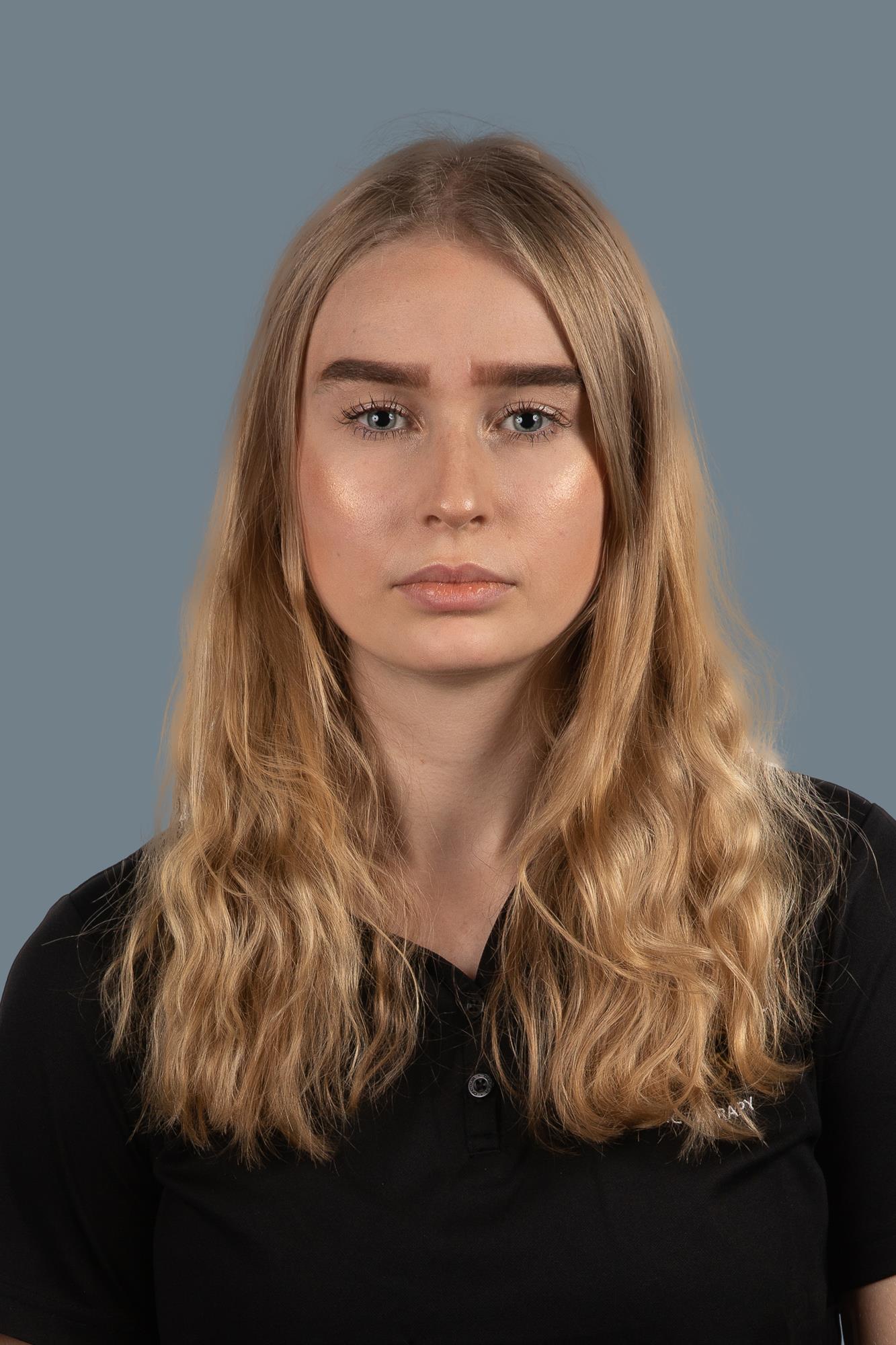 katrina lindquist 2021 headshot