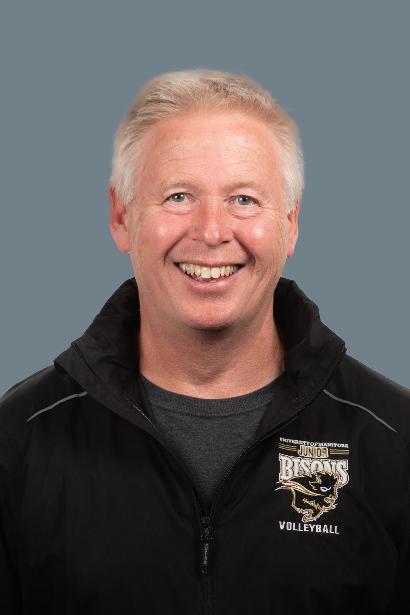 ken bentley 2021 headshot