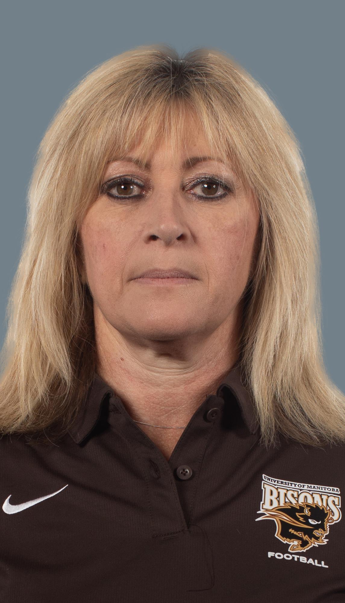 AT lori giasson 2021 football headshot