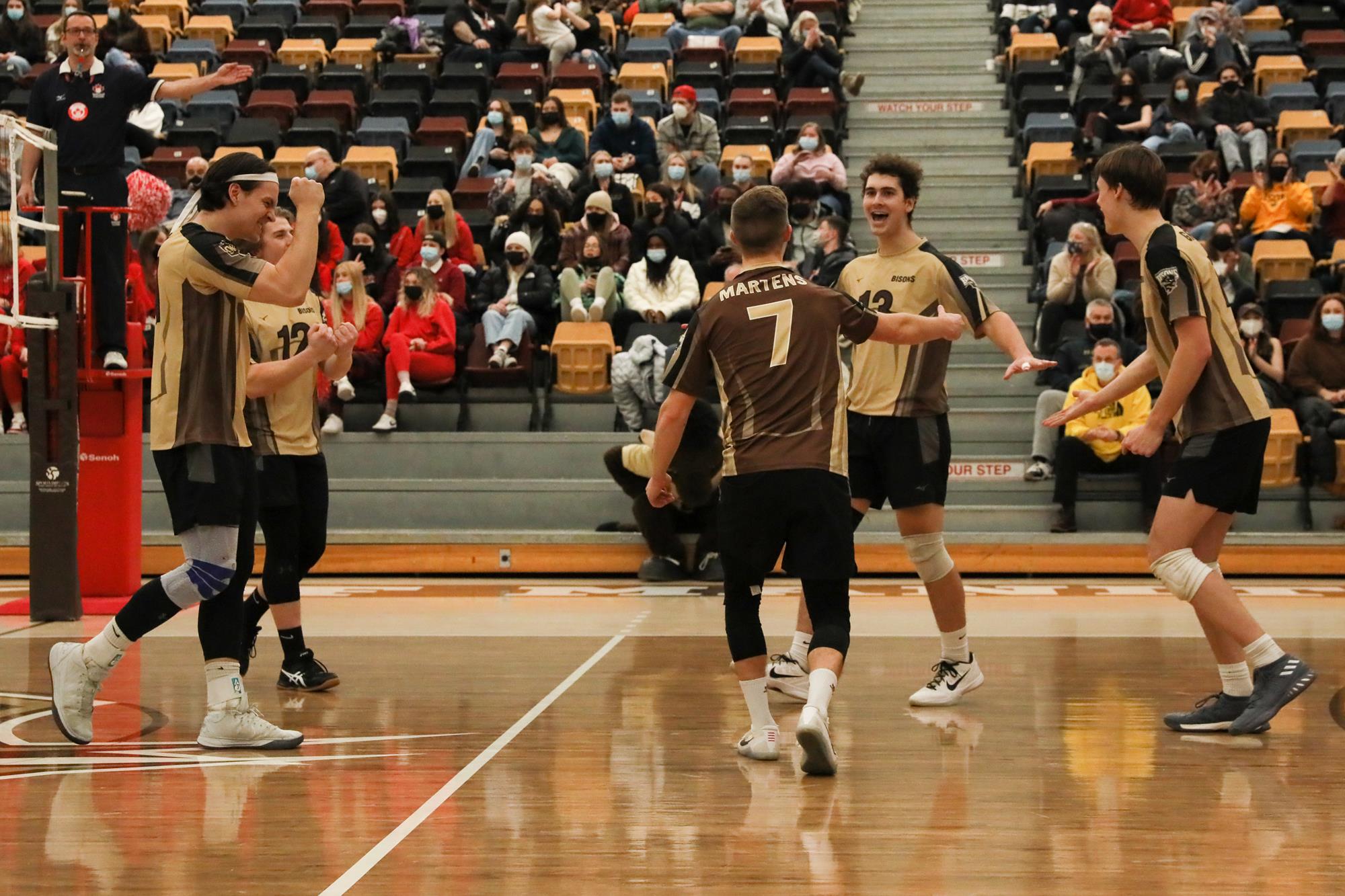 Bisons men’s volleyball sweep Wesmen, secure Duckworth Challenge