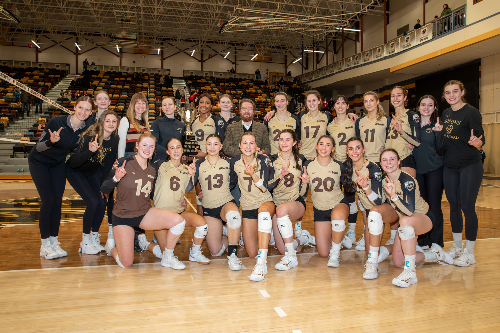 Women's volleyball secure 32nd annual Duckworth Challenge following