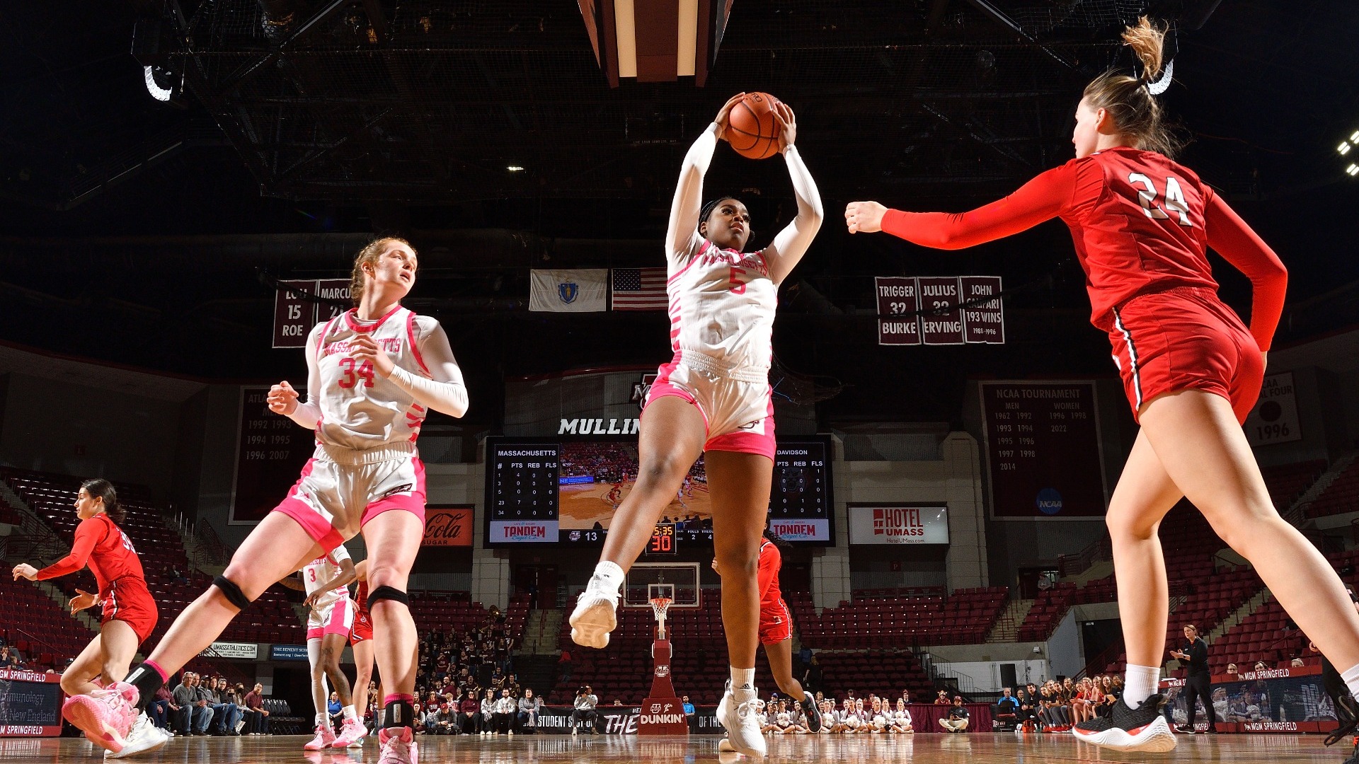 UMass Amherst Athletics