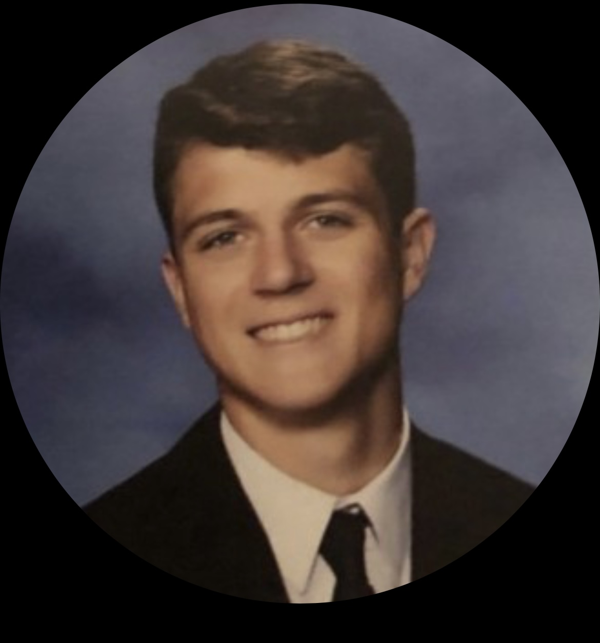 Sean Apostoli Headshot