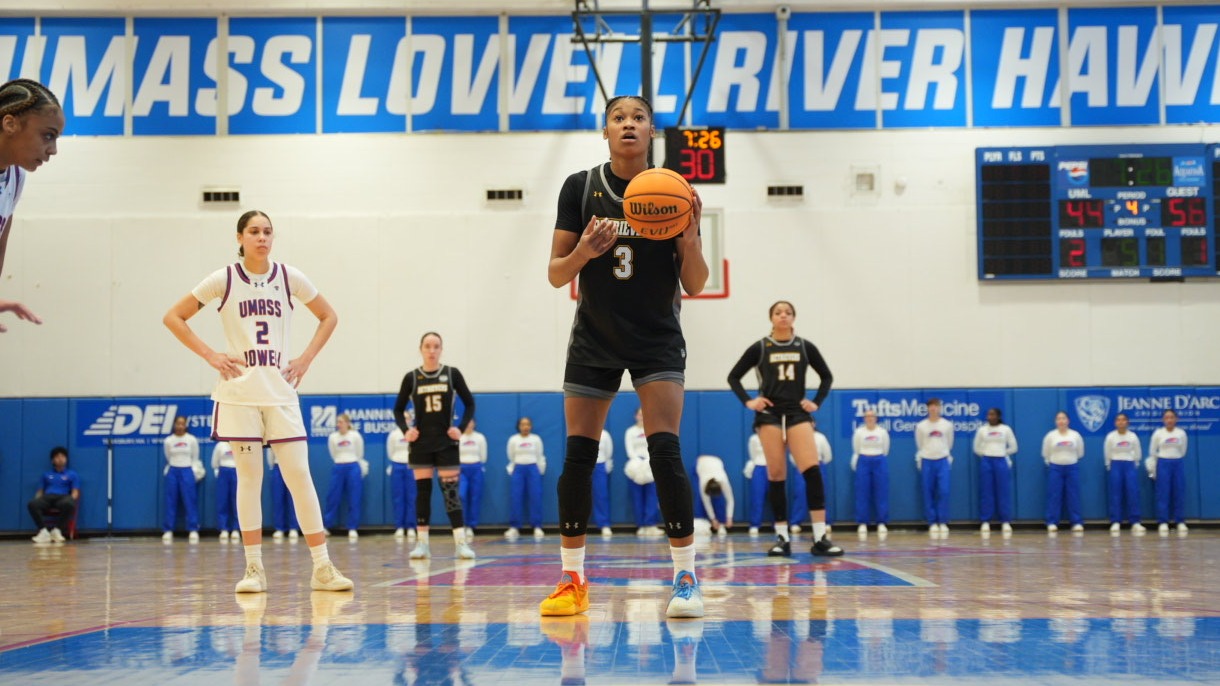 Heidi Williams Free Throw at UMass Lowell