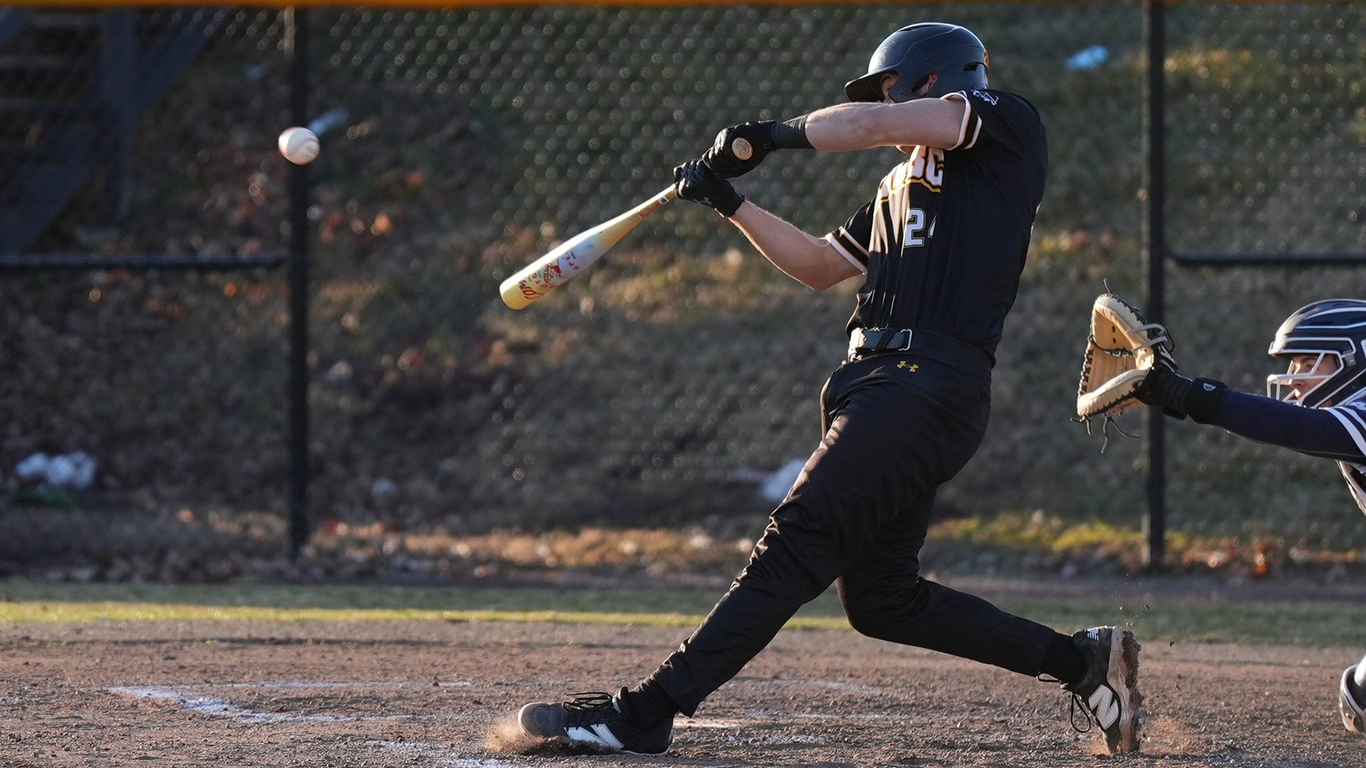 Danny Wyatt gets a hit against Monmouth
